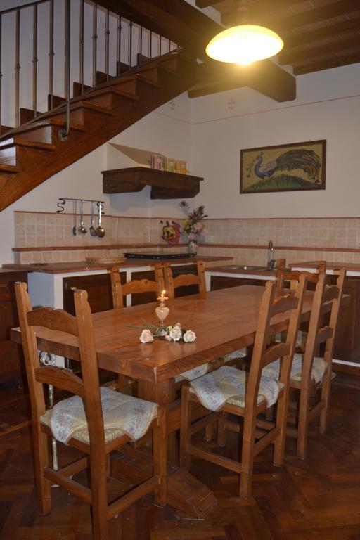 Cortona Holiday Home Room photo